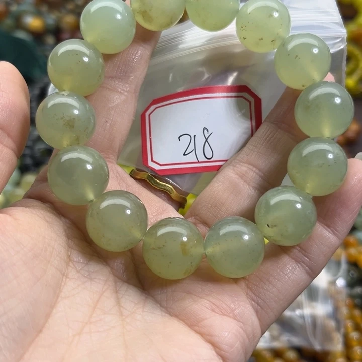 海***食蛇纹石玉未镶嵌手链