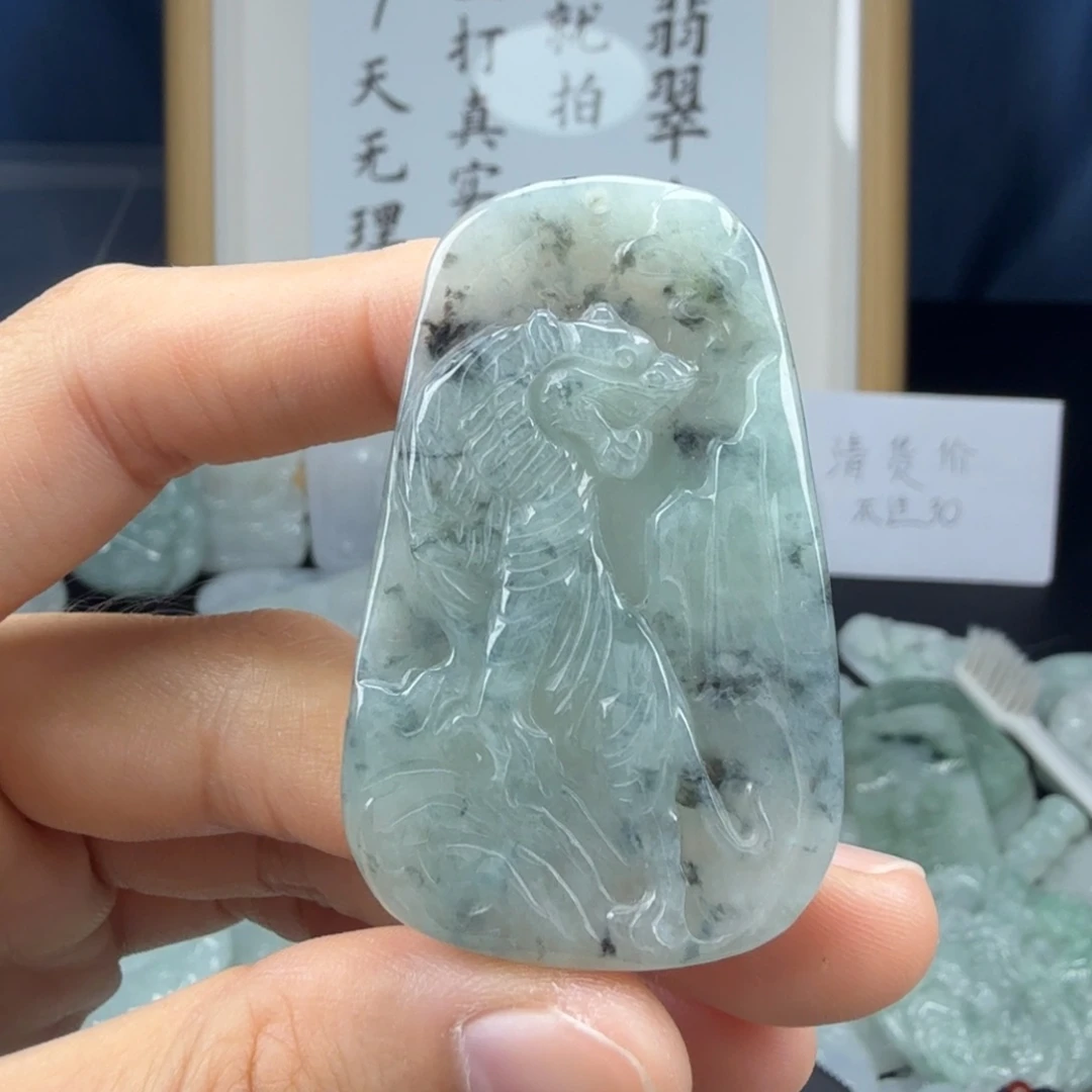 颈饰未镶嵌翡翠翡翠