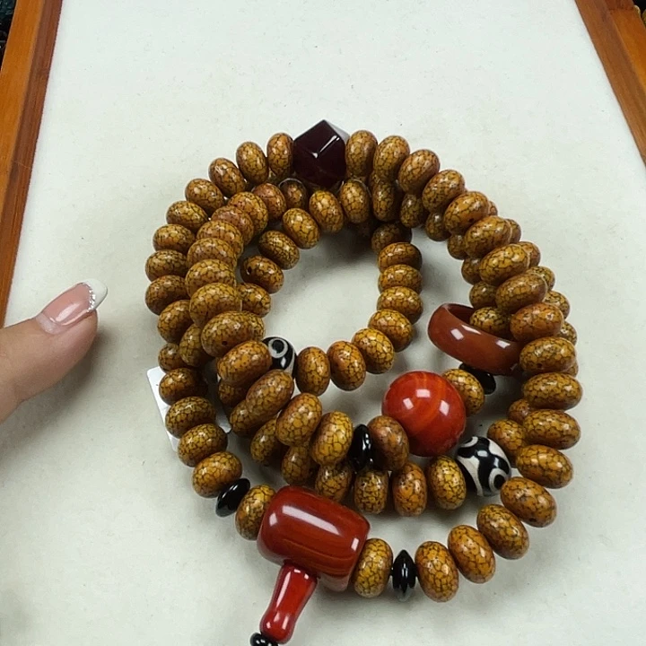 娟***李吊坠星月菩提星月