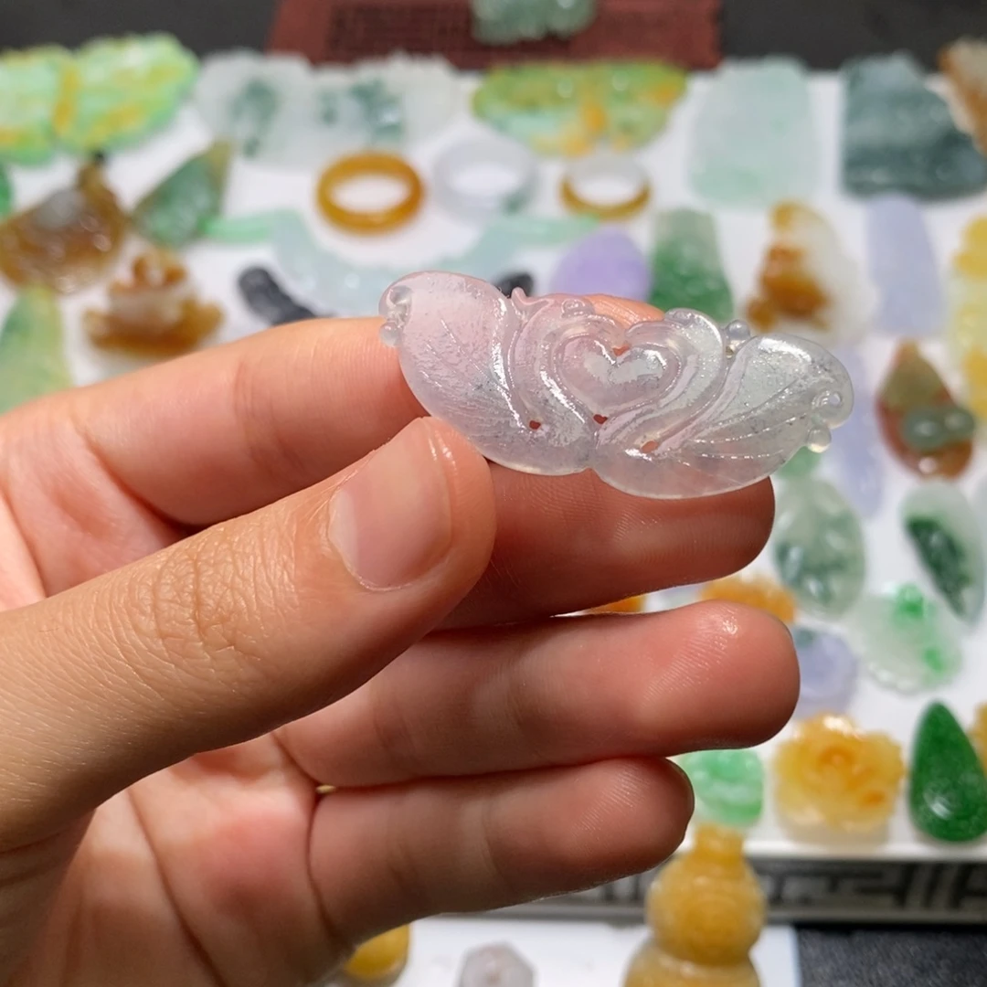 定制翡翠未镶嵌吊坠