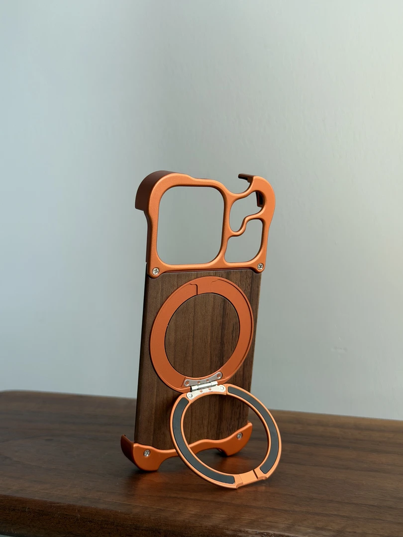 钢本熊适用苹果17ProMax金属胡桃木拼装无边框旋转支架手机壳