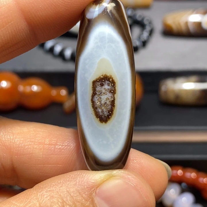 玛瑙/玉髓未镶嵌挂件