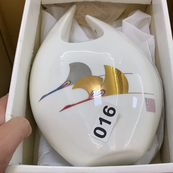 瓷片哦哦哦哦哦哦哦