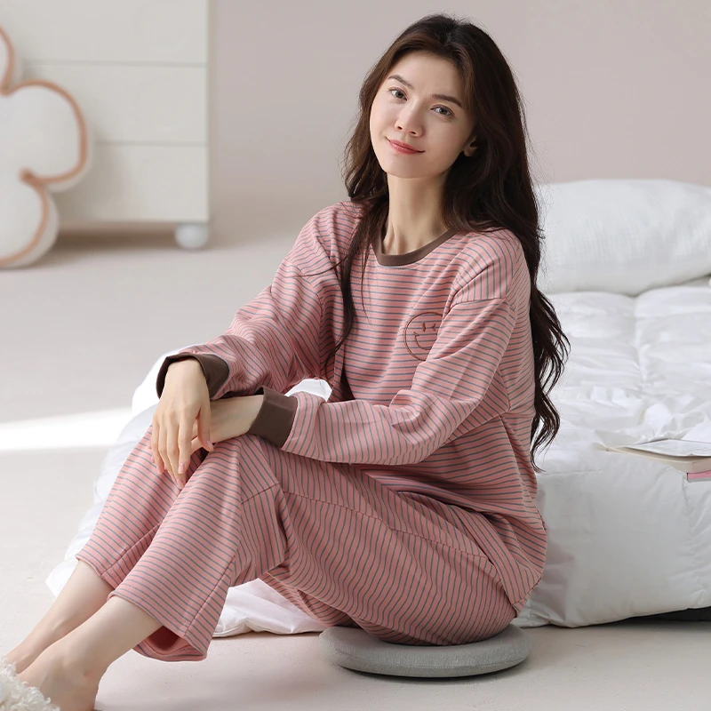 春秋带胸垫粉咖色条纹圆领纯棉长袖长裤家居服睡衣女套装休闲时尚