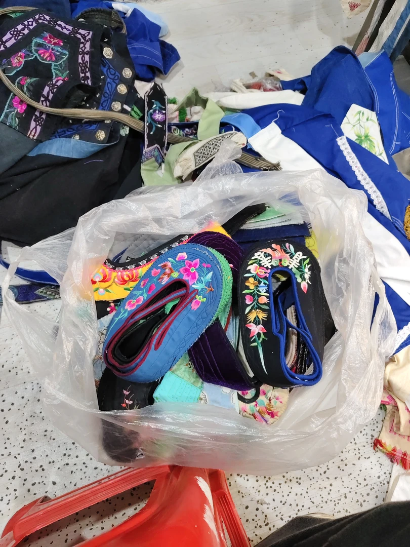 老绣的手工绣的鞋面（以直播间为主）