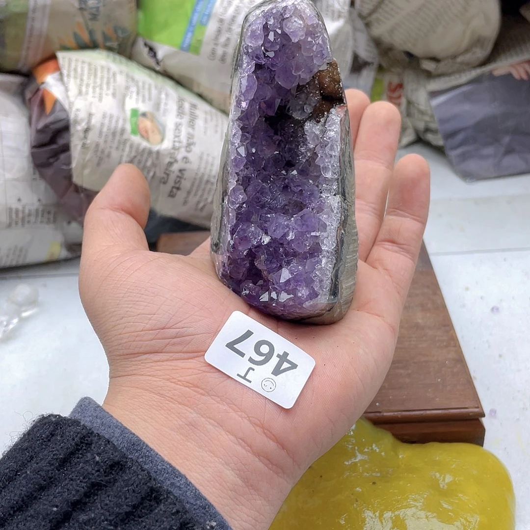 紫晶大型摆件（非配饰）未镶嵌