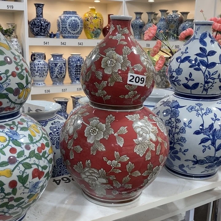 摆件以****?手绘陶瓷葫芦花瓶两个