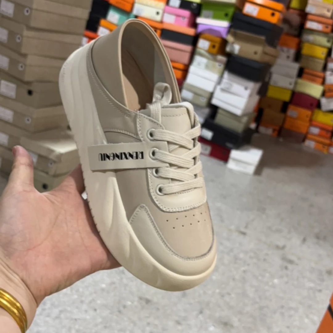681头层牛皮板鞋38