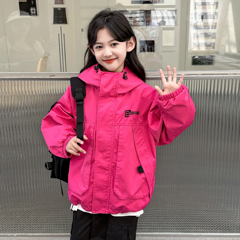 女童秋装外套儿童2026秋季新款大童洋气时髦春秋款女孩休闲冲锋衣