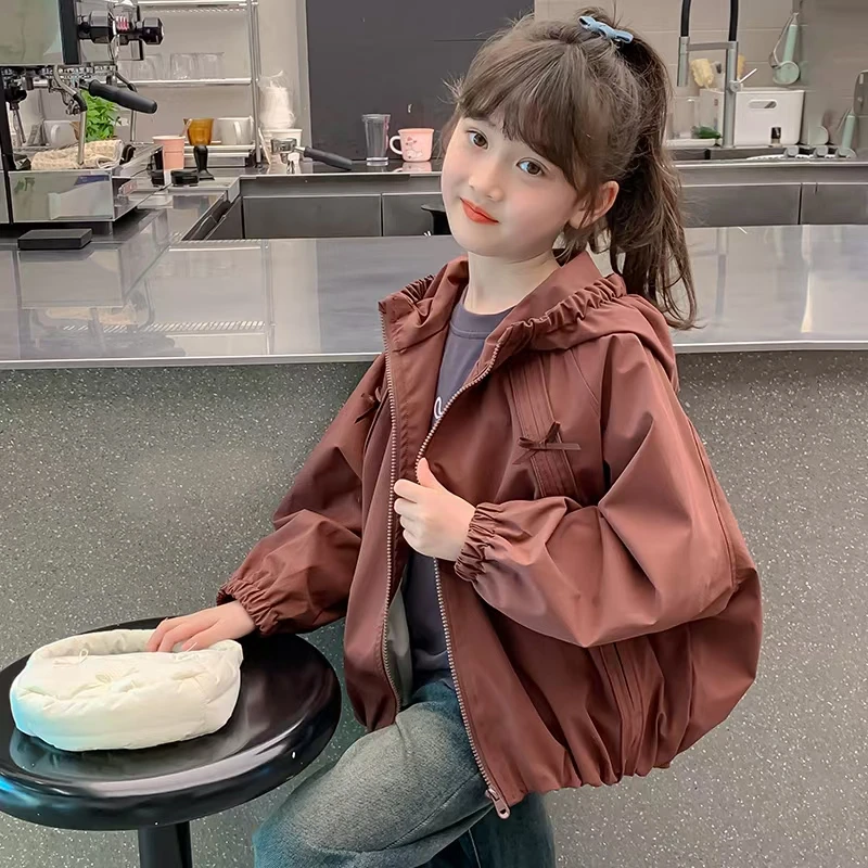 女童外套春秋款2025新款洋气中大童女孩春季连帽冲锋衣儿童装上衣