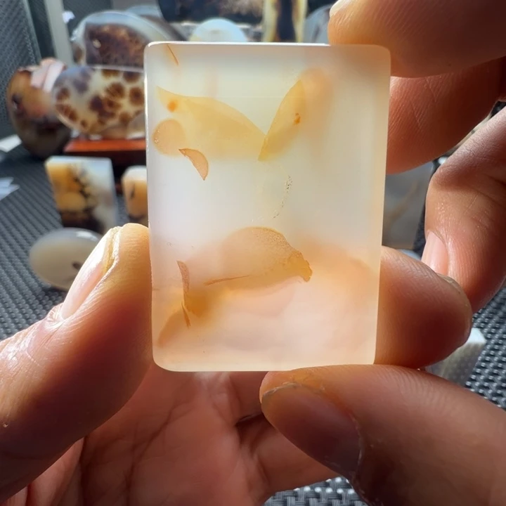 未镶嵌玛瑙/玉髓珠宝奇石