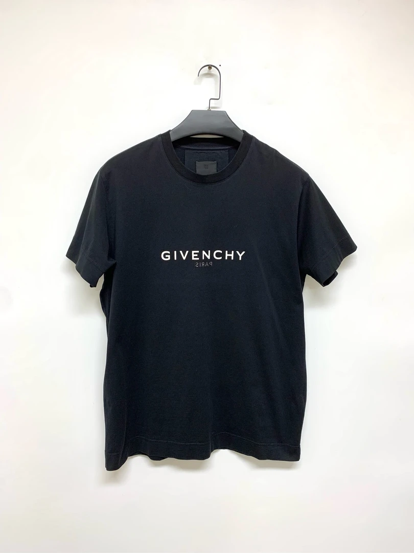 99新 Givenchy/纪梵希 99新/【Givenchy】新款胸前logo短袖/XXs码