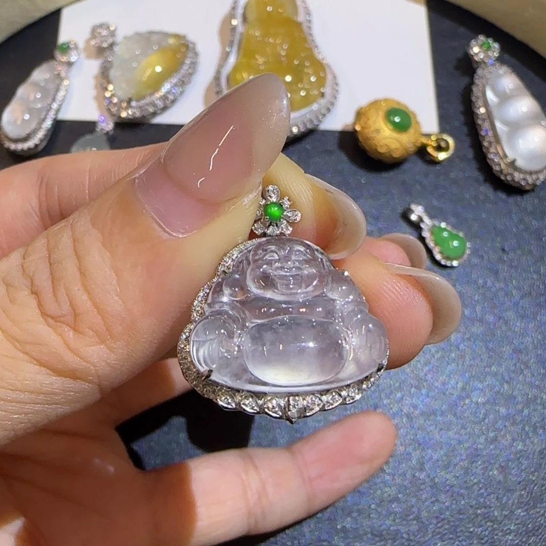 翡翠18K金镶嵌颈饰精品