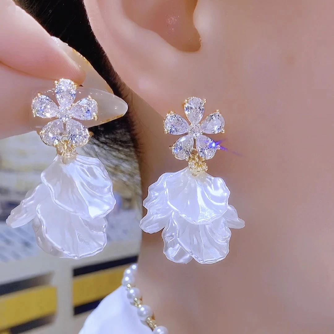 铜合金耳饰 栀子花满钻花瓣流苏耳钉时尚气质耳环1523