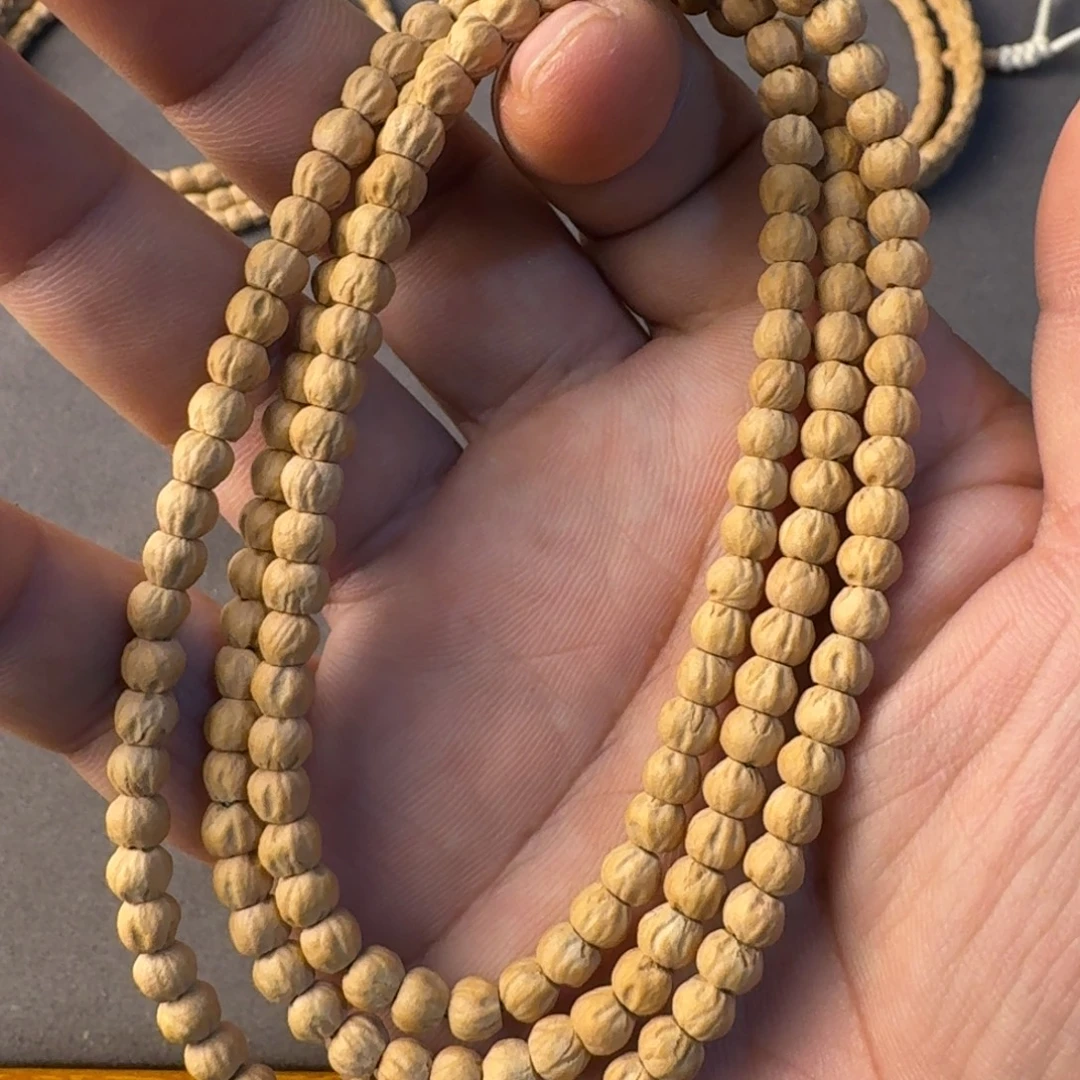 柏香籽/百香籽吊坠001