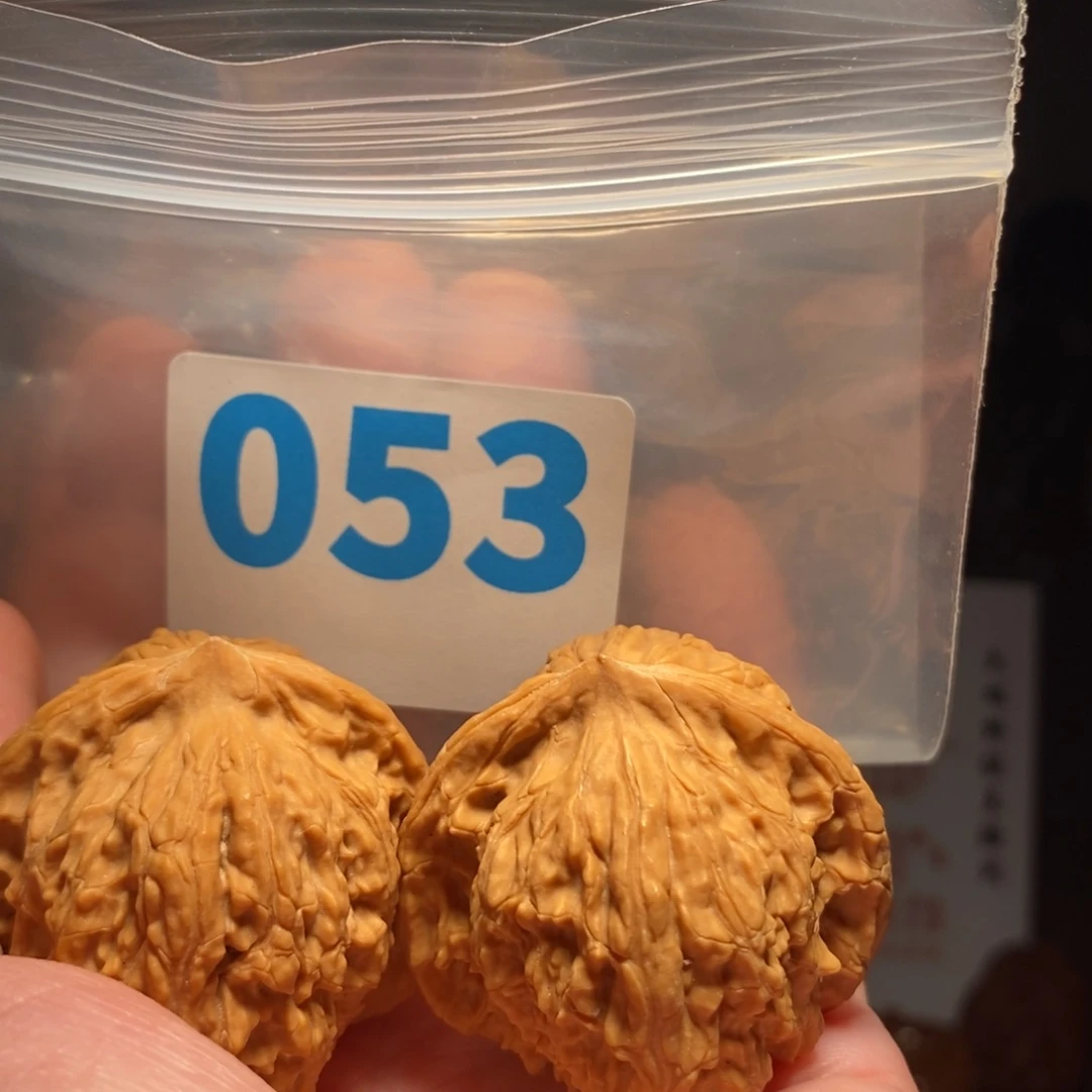 文玩核桃把件文玩核桃把件