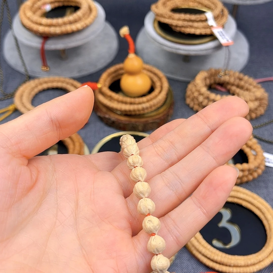 ぞ***。手串柏香籽/百香籽