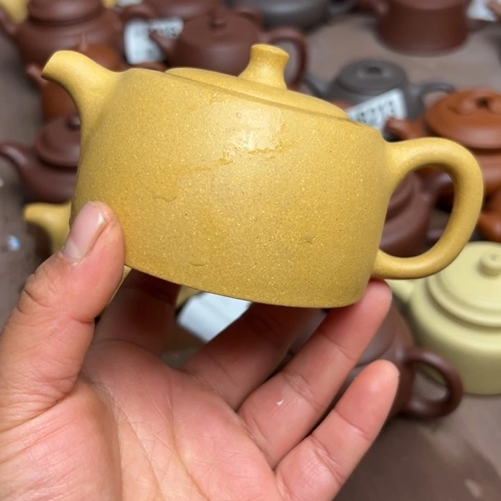 紫砂茶壶黄金段半手工200cc