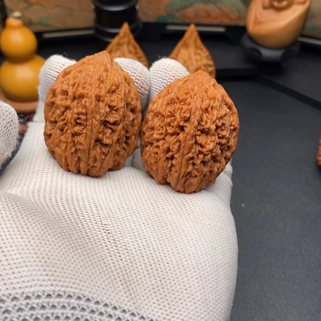 文玩核桃吊坠大蒜头36尺