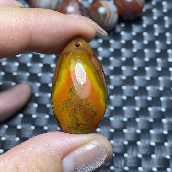 玛瑙/玉髓颈饰未镶嵌我**空