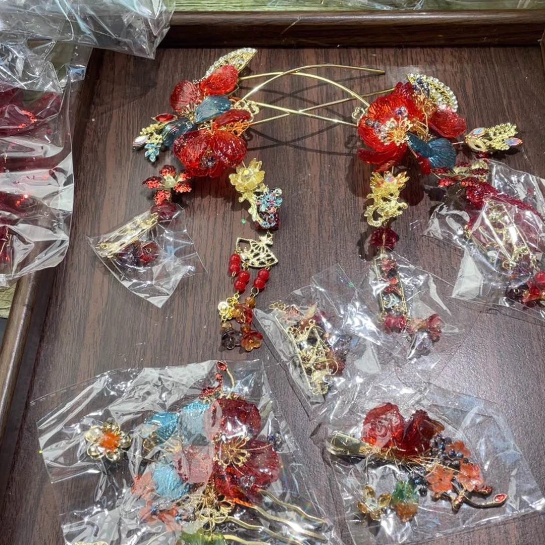 混合材质新娘头饰默认微瑕不退换