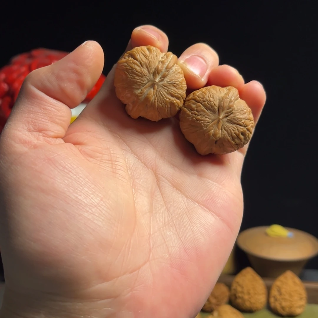 文玩核桃吊坠35球宝