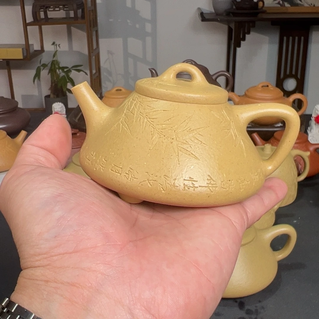 A***i茶壶紫砂梨皮精挑刻绘子冶微微瑕