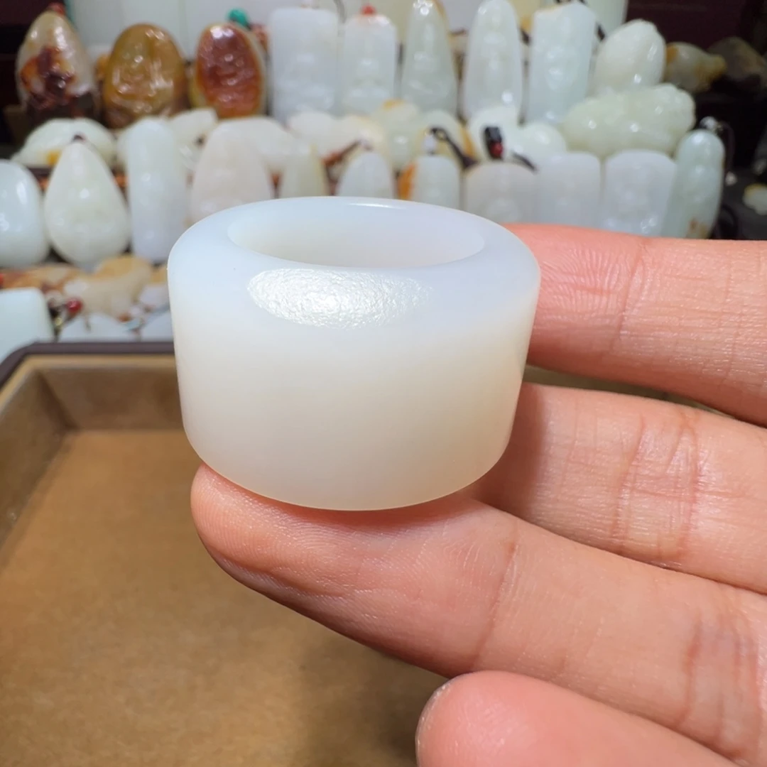 伏***加吊坠(不含链)未镶嵌和田玉