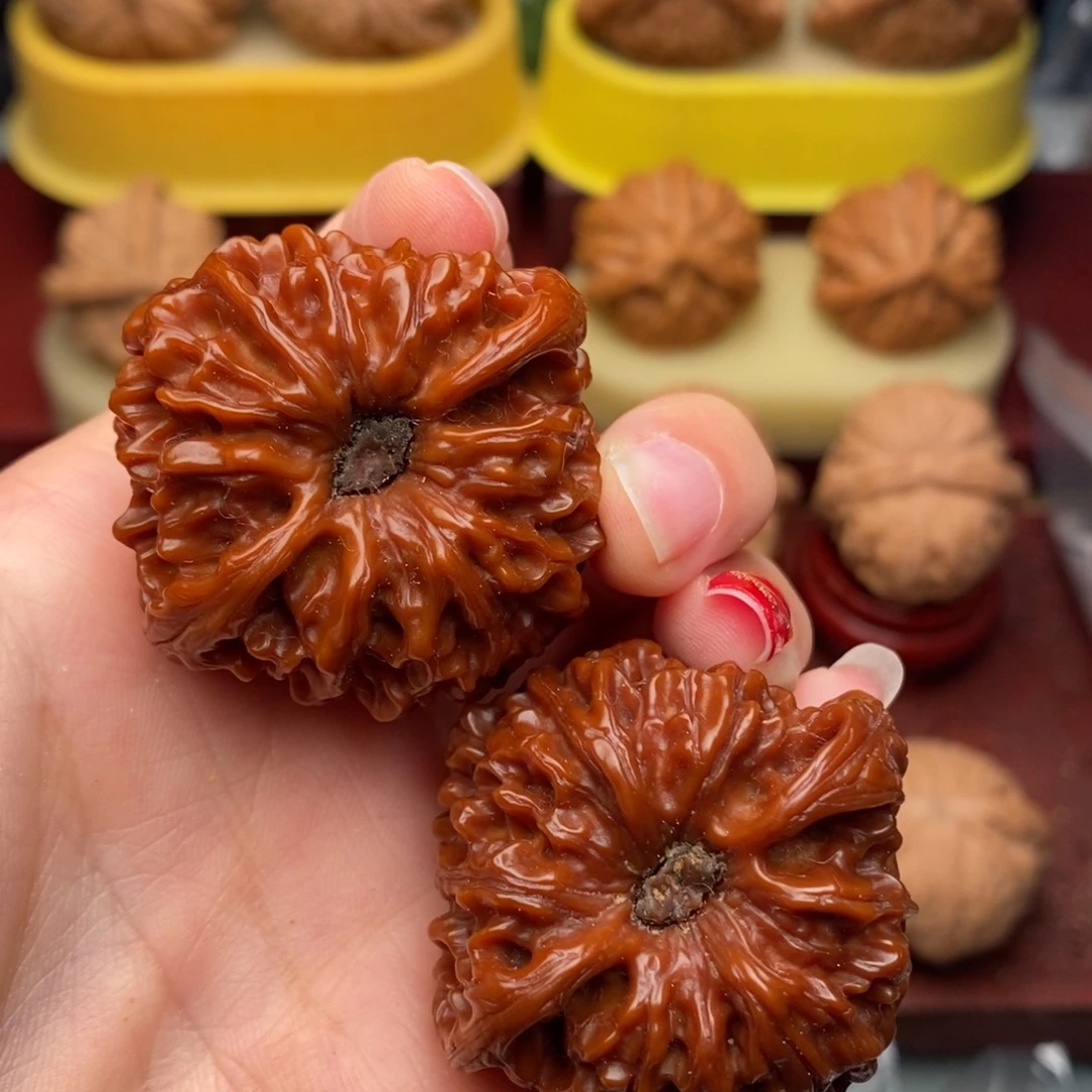 风***线桃核把件龙门涧42……