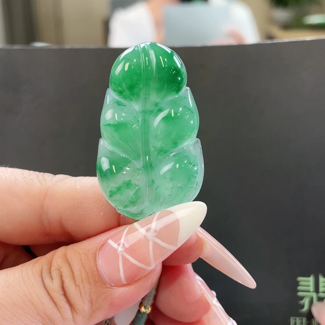 【闪购商品】石英质玉未镶嵌颈饰