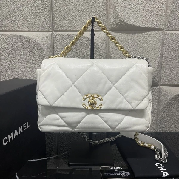 香奈儿/包包/95新/市场价58000/251016CZ0015