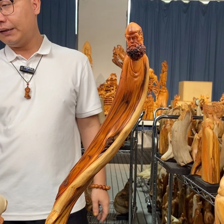 柏木（崖柏）随型摆件