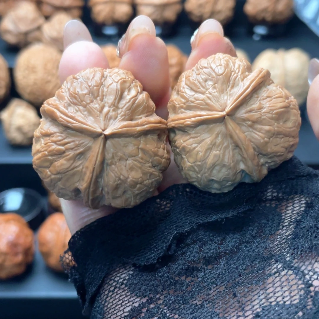 把件文玩核桃金炸三。