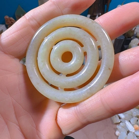 未镶嵌和田玉（糖玉）挂件