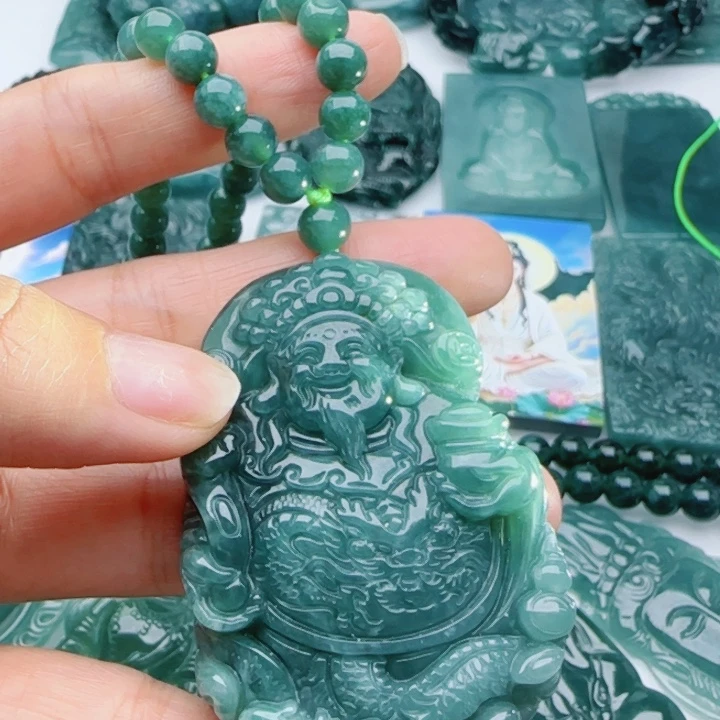 翡翠未镶嵌颈饰多样性发货天然A货翡翠