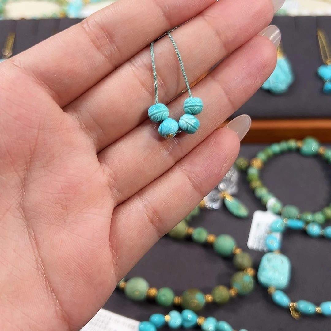 绿松石未镶嵌把件羽毛扣配饰