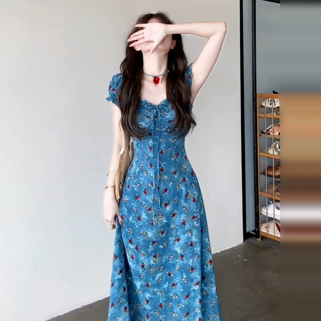 法式气质蓝色碎花连衣裙女夏季2025新款小个子夏日巨好看长裙4432