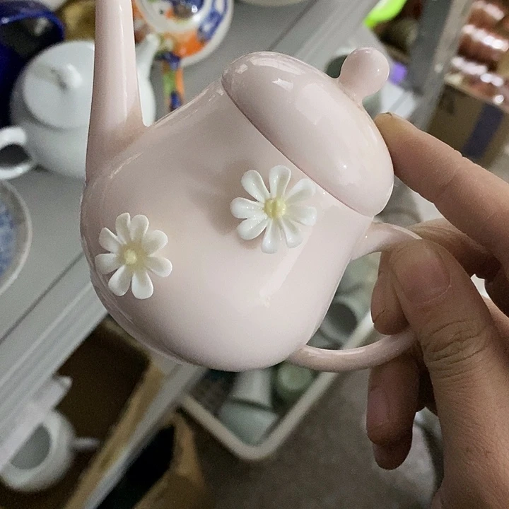 陶瓷艺术品及陶瓷制品