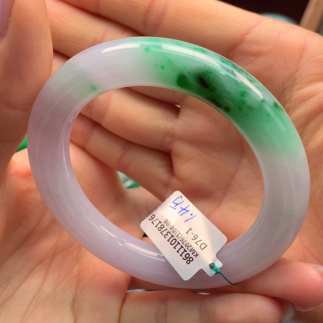 翡翠手镯未镶嵌?*子天然翡翠手镯