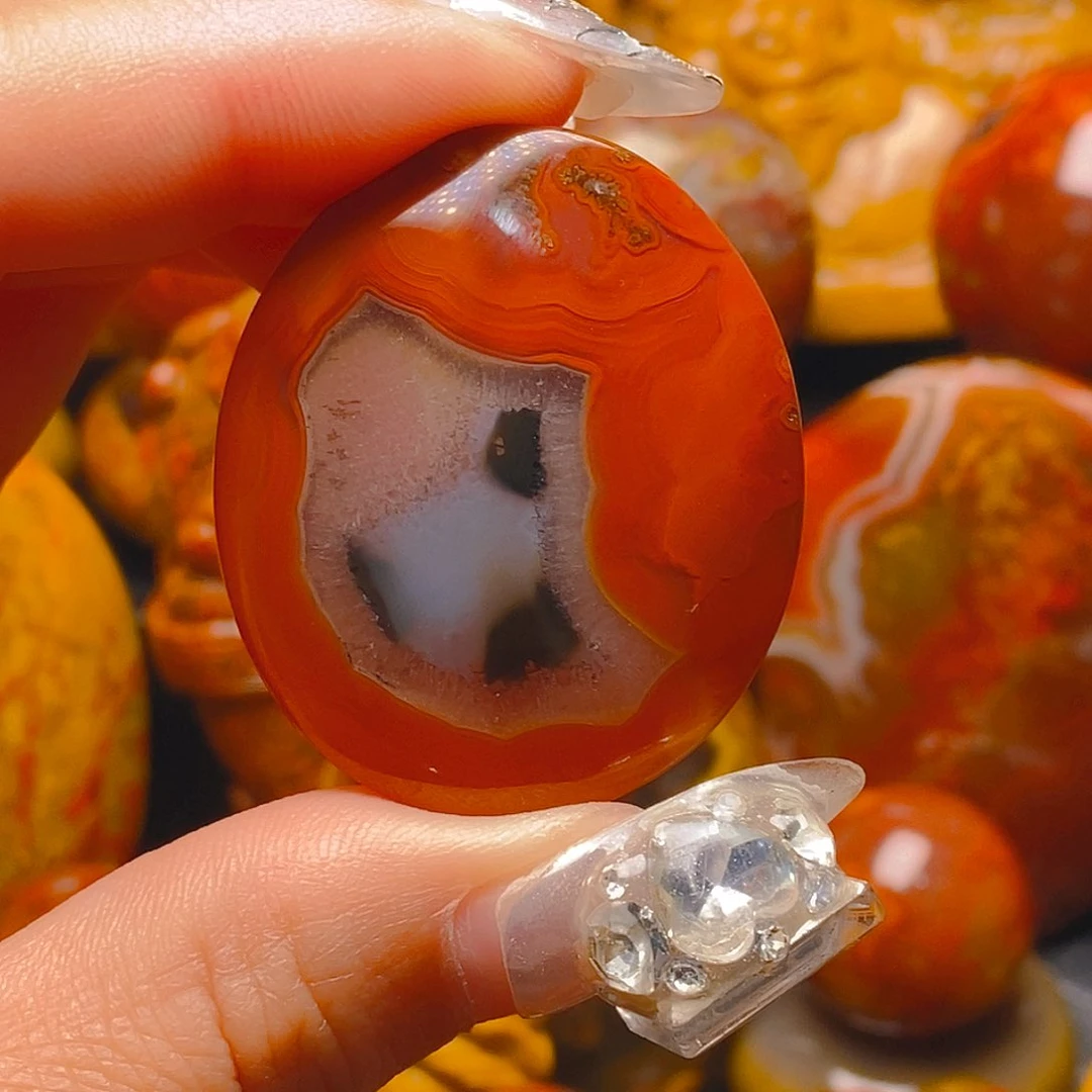 玛瑙/玉髓颈饰未镶嵌