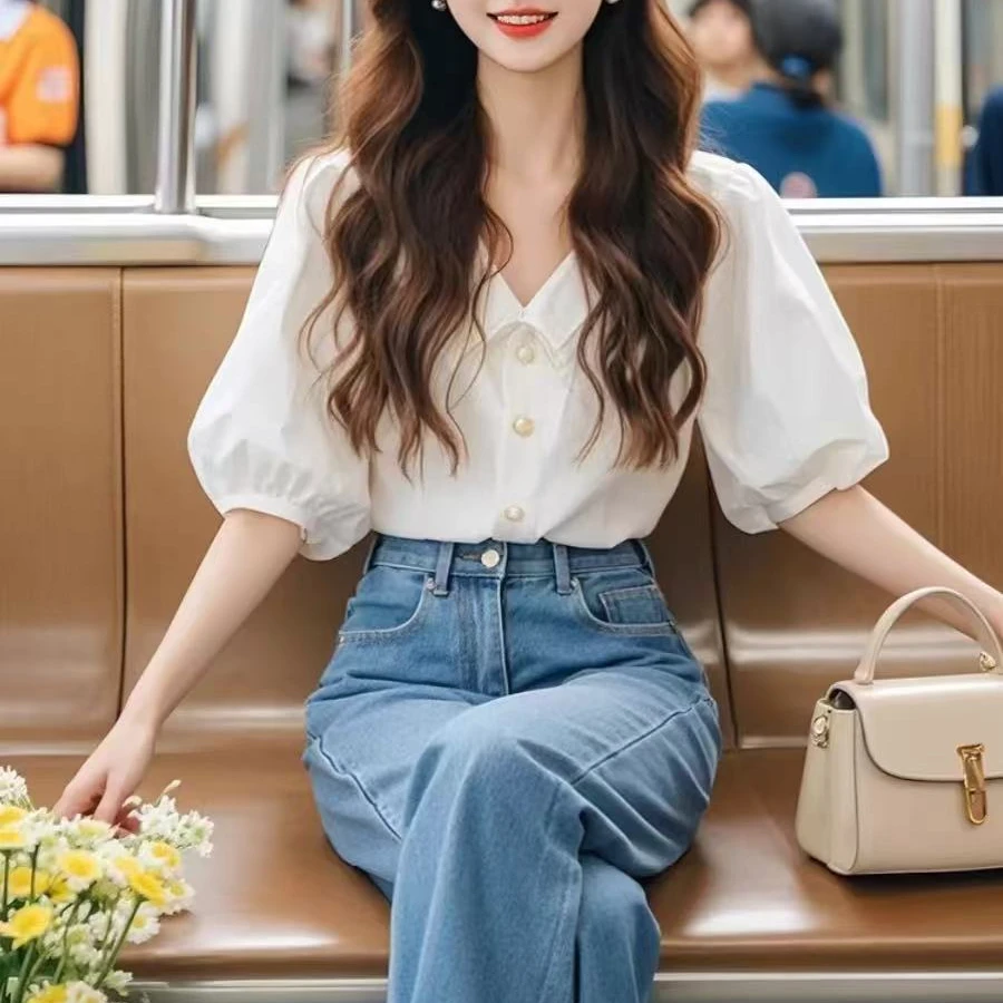 白色短袖衬衫女2025新款独特超好看法式绝美气质通勤衬衣上衣