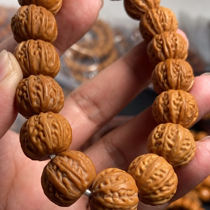 猴头核桃吊坠今天