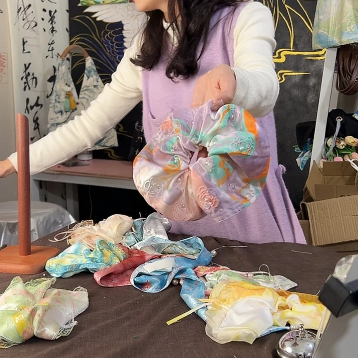 郭***啊703圆饼发圈不退不换