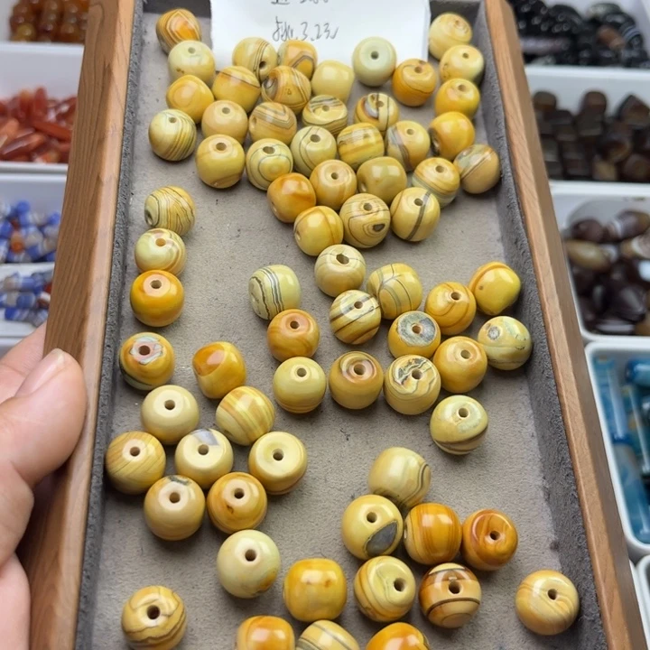 琉璃非金属2.8随机一颗