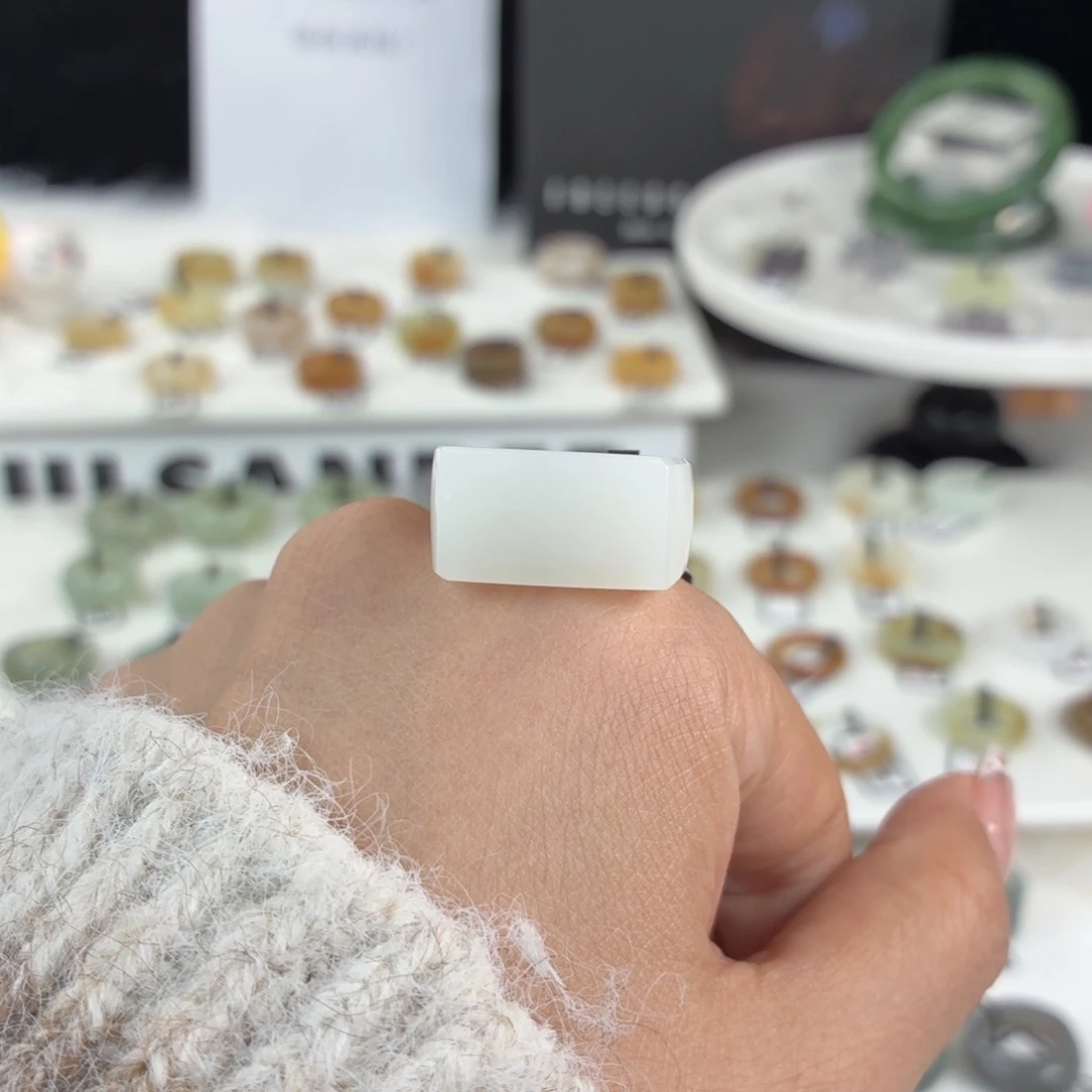 和田玉未镶嵌戒指Q103白月光马鞍17.1不退换