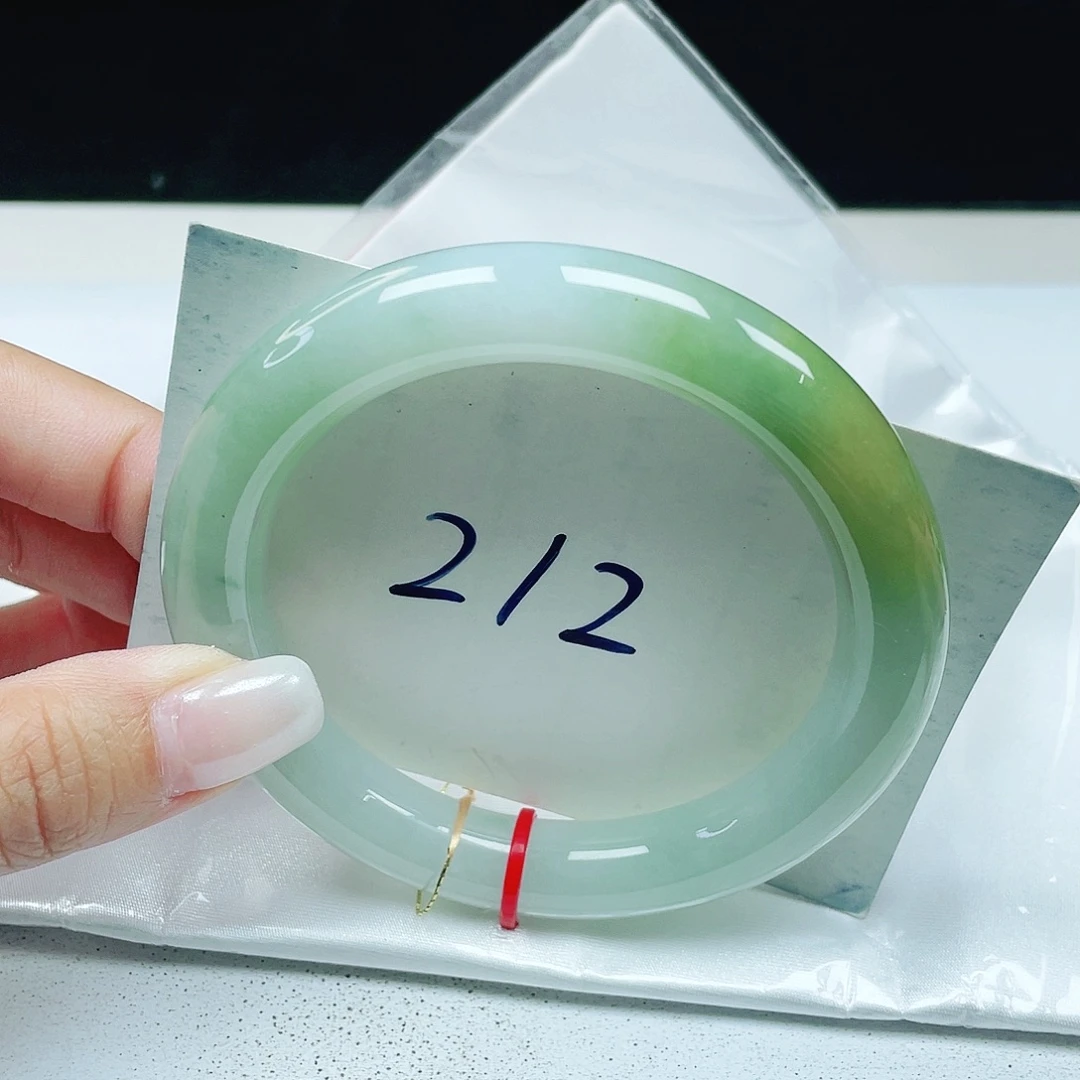 翡翠未镶嵌手镯 圆条59