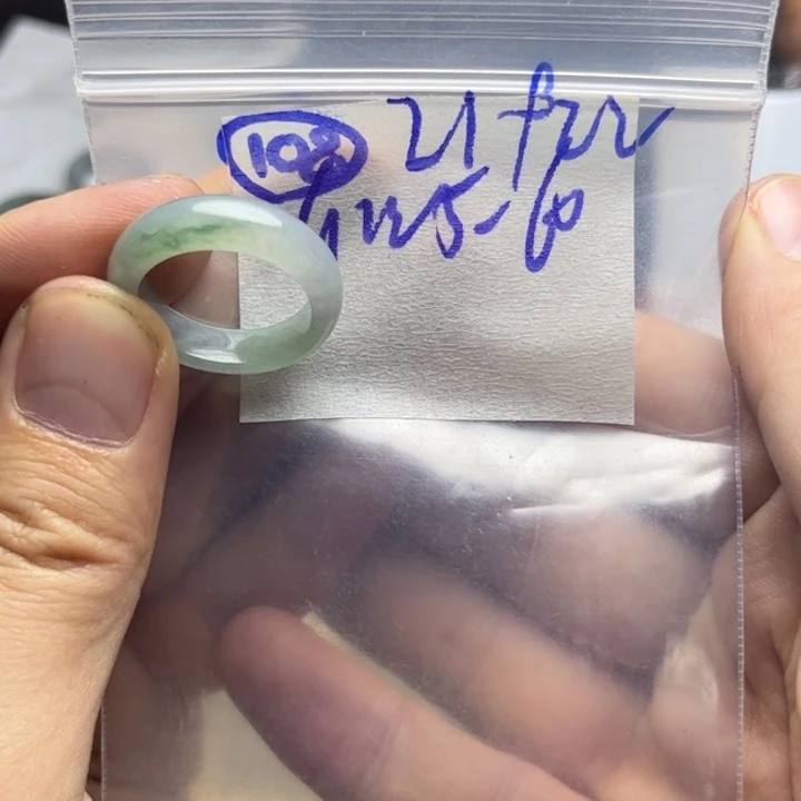 定制翡翠未镶嵌明天