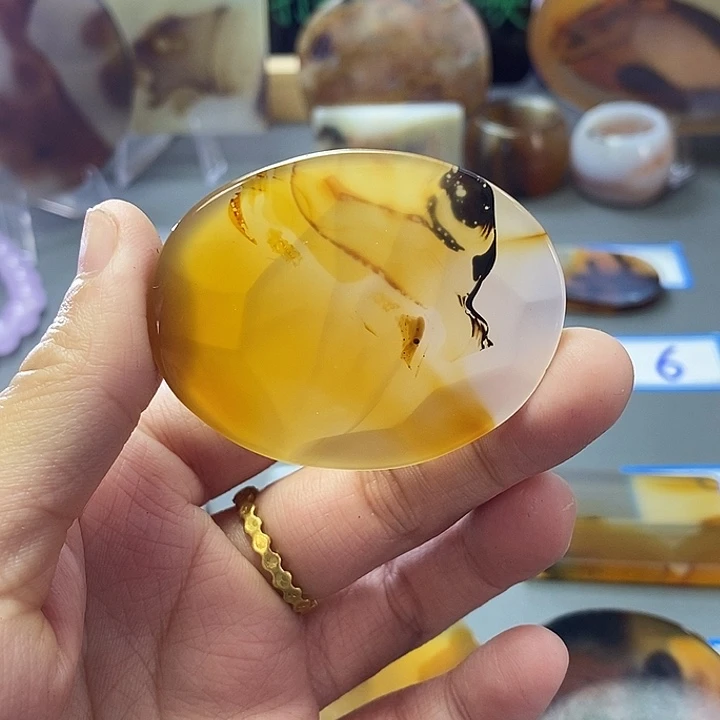 玛瑙/玉髓未镶嵌珠宝半成品
