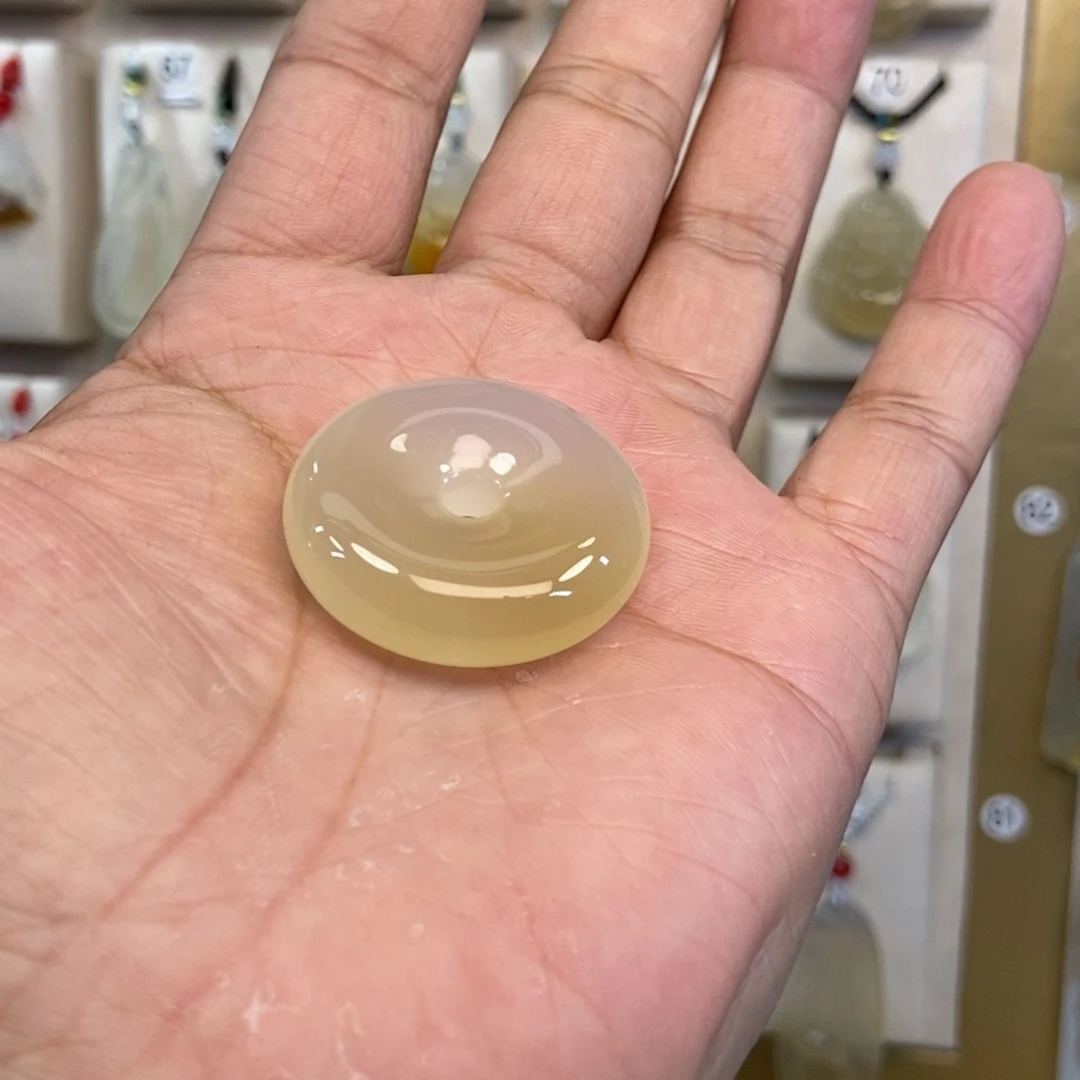 玛瑙/玉髓颈饰未镶嵌栗*