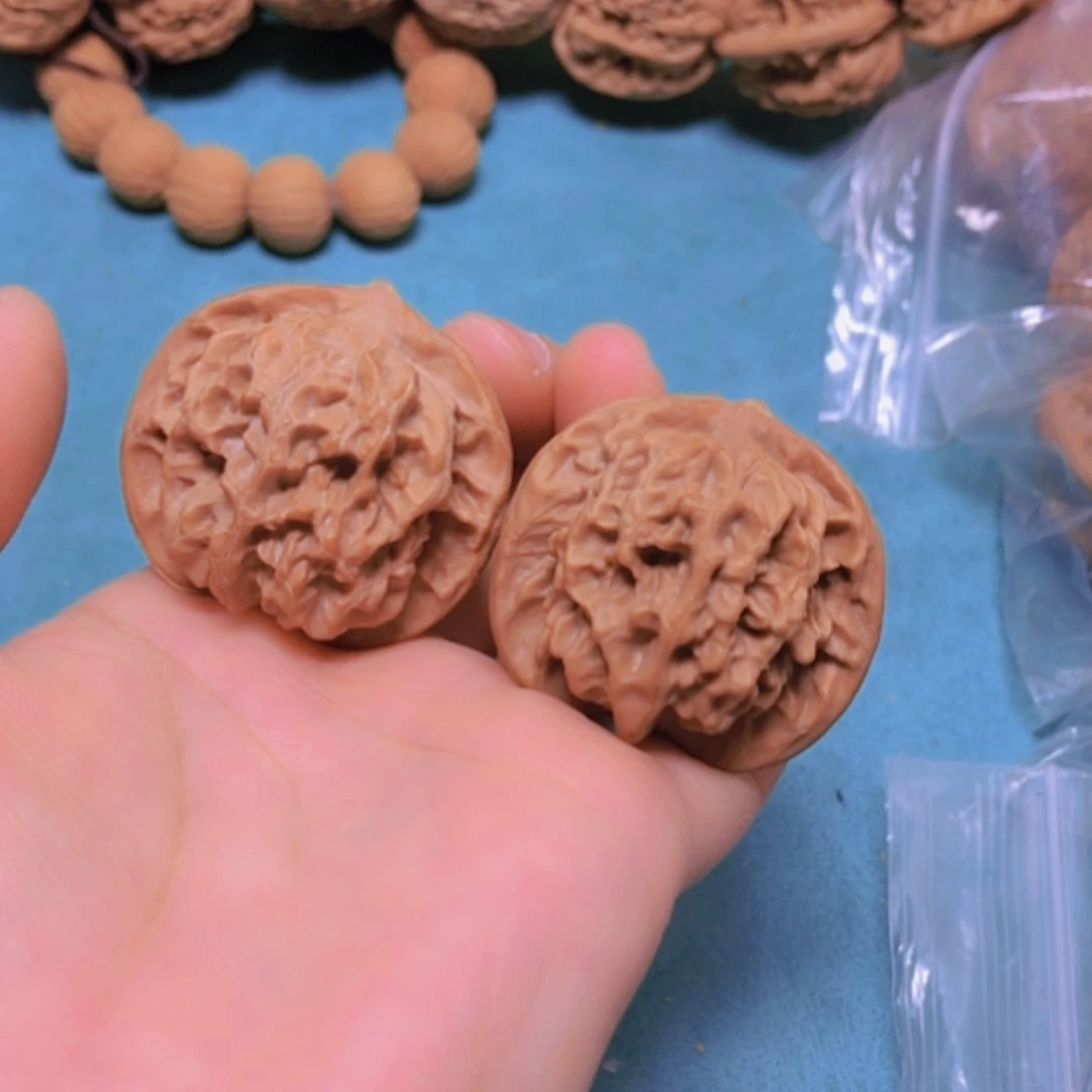 【闪购商品】把件核桃40刀子修尖